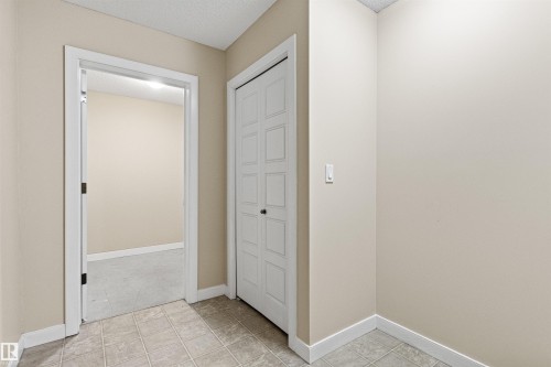 39 13825 155 Avenue, Edmonton, AB 