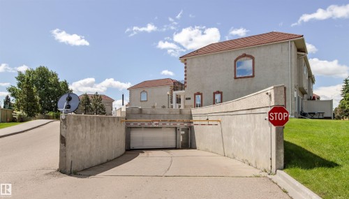 39 13825 155 Avenue, Edmonton, AB 