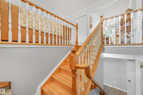 30 Greystone Close, Spruce Grove, AB - Indoor Photo Showing Other Room