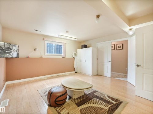 3219 85 Street Nw, Edmonton, AB - Indoor Photo Showing Other Room