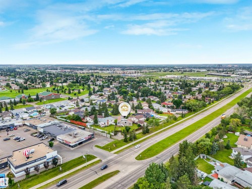 3219 85 Street Nw, Edmonton, AB - Outdoor With View