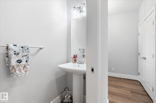 27 Hickory Road, Fort Saskatchewan, AB 