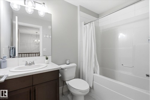 27 Hickory Road, Fort Saskatchewan, AB 