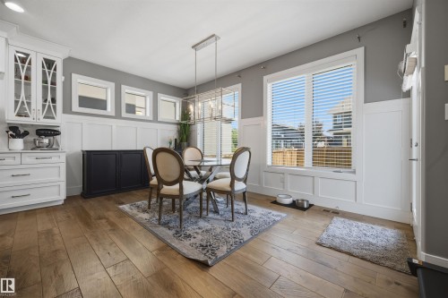 1305 Hainstock Way Southwest, Edmonton, AB - Indoor