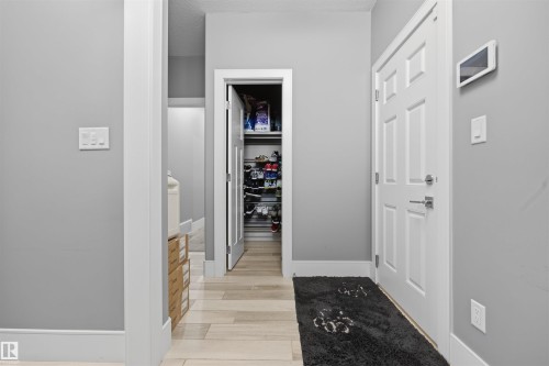 1305 Hainstock Way Southwest, Edmonton, AB - Indoor Photo Showing Other Room