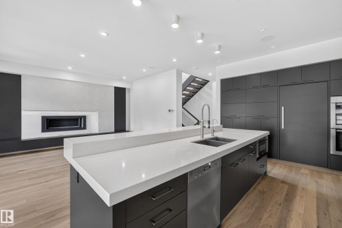 9415 144 Street, Edmonton, AB 