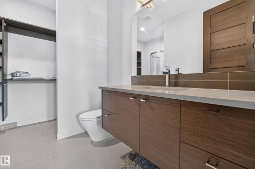 9415 144 Street, Edmonton, AB 
