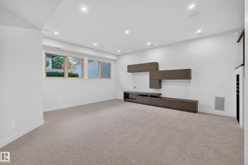9415 144 Street, Edmonton, AB 