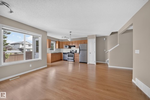 #62 171 Brintnell Blvd Nw, Edmonton, AB - Indoor