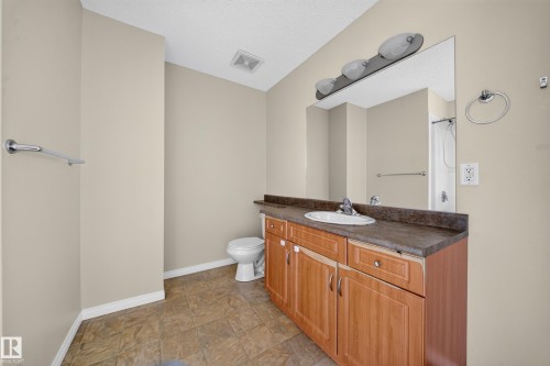 #62 171 Brintnell Blvd Nw, Edmonton, AB - Indoor Photo Showing Bathroom