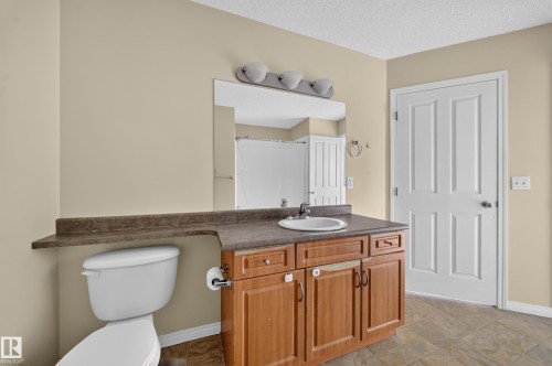 #62 171 Brintnell Blvd Nw, Edmonton, AB - Indoor Photo Showing Bathroom