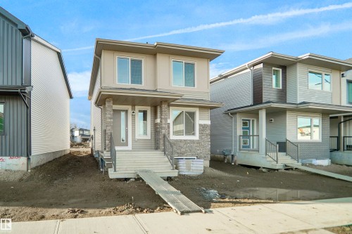 7383 181 Avenue Nw, Edmonton, AB - Outdoor
