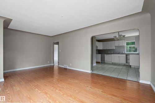 11507 123 Street, Edmonton, AB 
