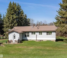 bungalow back entry - 