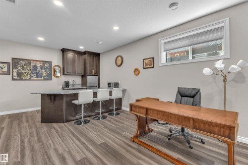 5052 Lakeshore Drive, Sylvan Lake, AB - Indoor