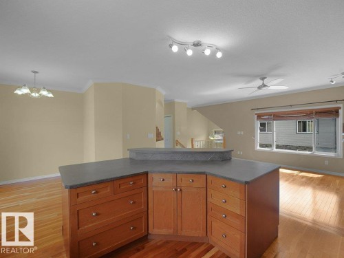 30 17715 96 Avenue, Edmonton, AB 