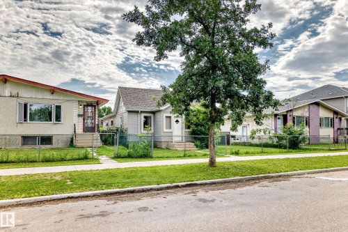 11939 89 Street, Edmonton, AB 