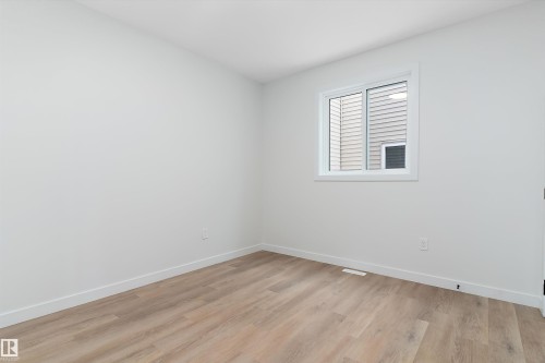 5 Axelwood Crescent, Spruce Grove, AB - Indoor Photo Showing Other Room