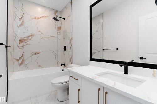 5 Axelwood Crescent, Spruce Grove, AB - Indoor Photo Showing Bathroom