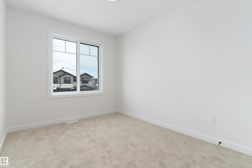 5 Axelwood Crescent, Spruce Grove, AB - Indoor Photo Showing Other Room