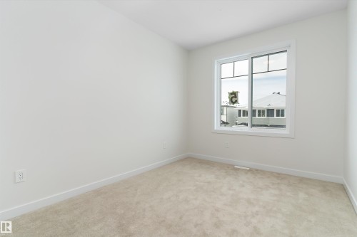 5 Axelwood Crescent, Spruce Grove, AB - Indoor Photo Showing Other Room