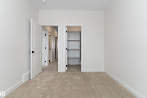 5 Axelwood Crescent, Spruce Grove, AB - Indoor Photo Showing Other Room