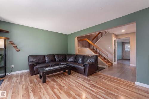13617 28 Street, Edmonton, AB 