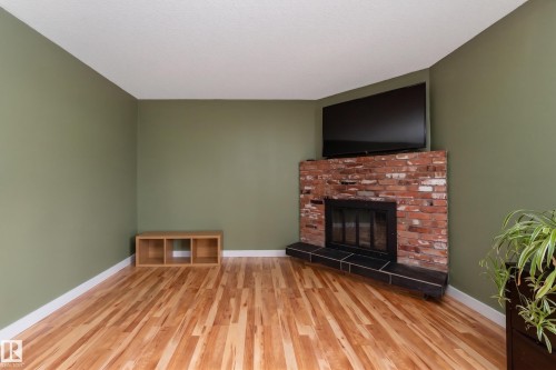 13617 28 Street, Edmonton, AB 
