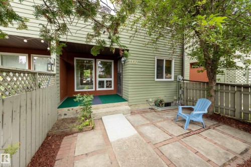 5441 Hill View Crescent, Edmonton, AB 