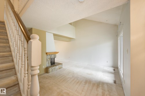 5441 Hill View Crescent, Edmonton, AB 