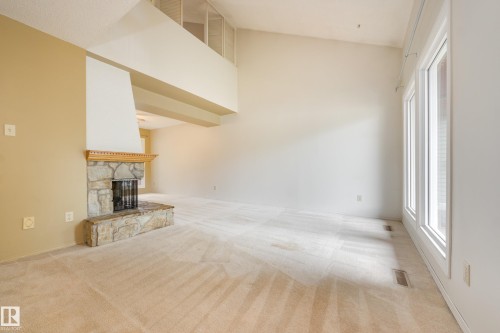 5441 Hill View Crescent, Edmonton, AB 
