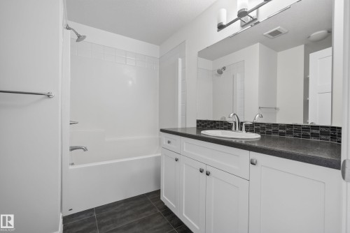 720 Charlesworth Way, Edmonton, AB 
