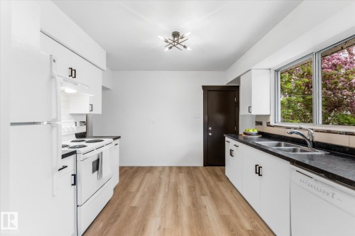 8911 149 Street, Edmonton, AB - Indoor Photo Showing Kitchen With Double Sink