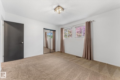 8911 149 Street, Edmonton, AB - Indoor Photo Showing Other Room