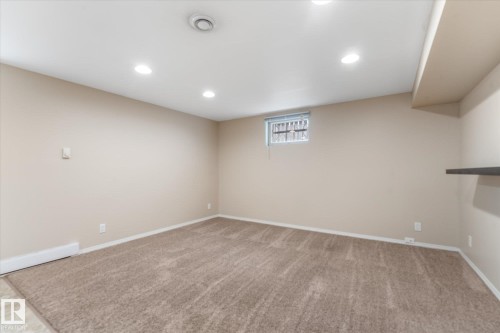 8911 149 Street, Edmonton, AB - Indoor