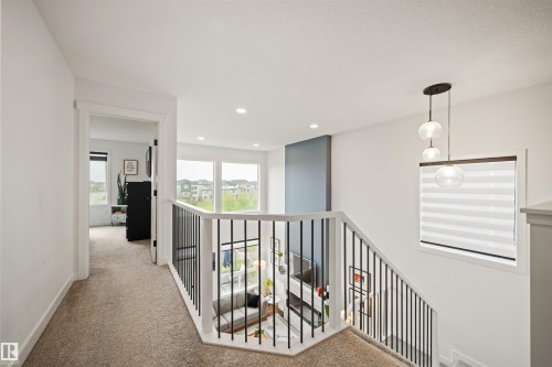 2742 Collins Crescent, Edmonton, AB 