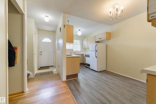 12062 25 Avenue, Edmonton, AB 