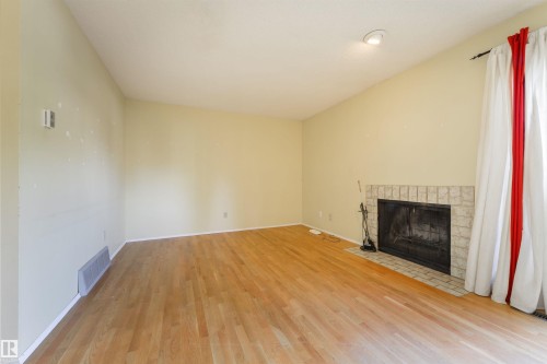 12062 25 Avenue, Edmonton, AB 