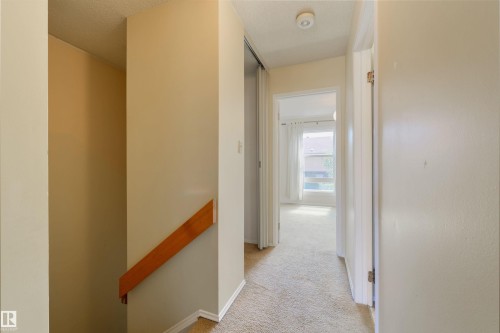 12062 25 Avenue, Edmonton, AB 
