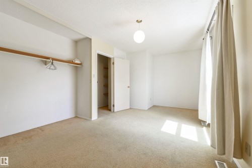 12062 25 Avenue, Edmonton, AB 