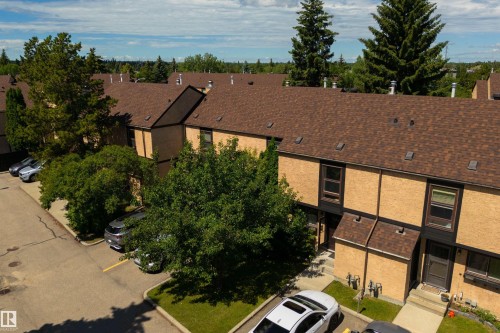 12062 25 Avenue, Edmonton, AB 