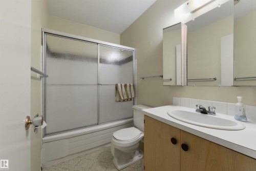 12062 25 Avenue, Edmonton, AB 