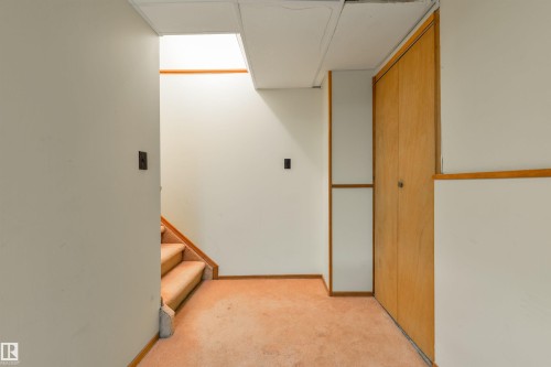 12062 25 Avenue, Edmonton, AB 