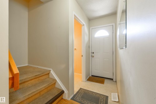 12062 25 Avenue, Edmonton, AB 