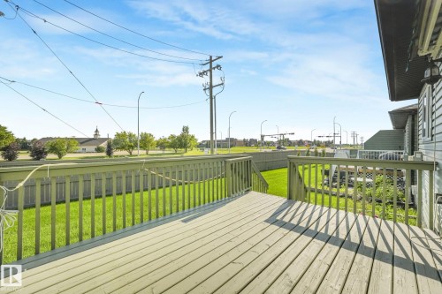 21 Willow Wood Court, Stony Plain, AB 