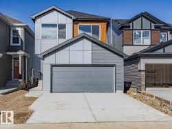 7387 KLAPSTEIN Crescent Edmonton, AB T6W 0A6
