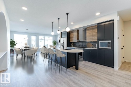 7387 Klapstein Crescent, Edmonton, AB - Indoor