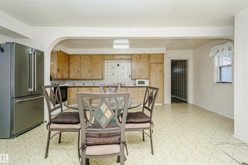 10105 98 Avenue, Morinville, AB - Indoor Photo Showing Other Room