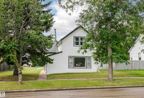 10105 98 Avenue   Morinville, AB T8R 1G3