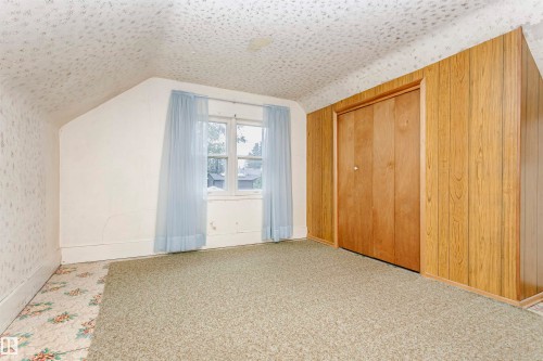10105 98 Avenue, Morinville, AB - Indoor Photo Showing Other Room
